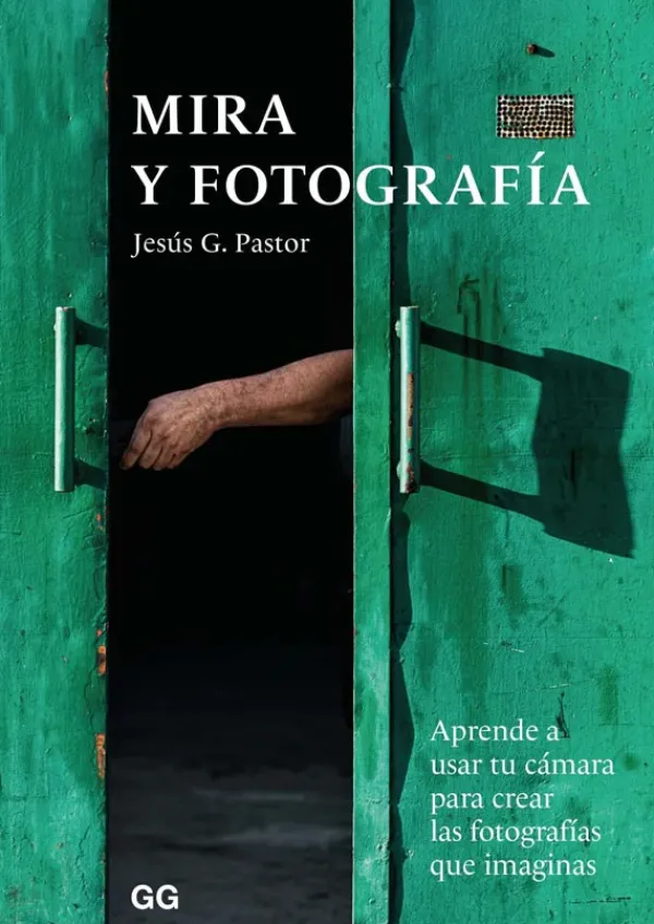Fotografía*Gustavo Gili Mira y fotografía