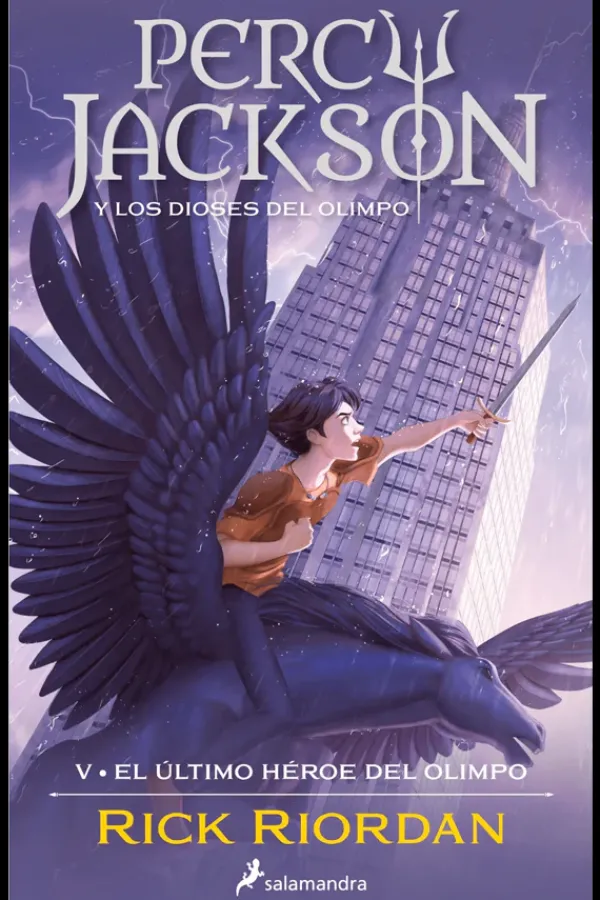 Novela Juvenil*Salamandra Infantil Juvenil Percy Jackson: El último héroe del Olimpo